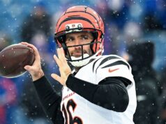 Správy NFL: Bengals opätovne podpísali zmluvu s Joeom Flaccom (41), aby bol posilou Joea Burrowa Správy NFL: Bengals opätovne podpísali zmluvu s Joeom Flaccom (41), aby bol posilou Joea Burrowa