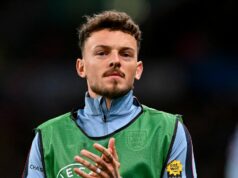 Správy z Arsenalu: Ben White dostáva rady Thomasa Tuchela ako manažéra, ktorý označuje hviezdu ako „najlepšiu na svete“ Anglicko a obranca Arsenalu Ben White