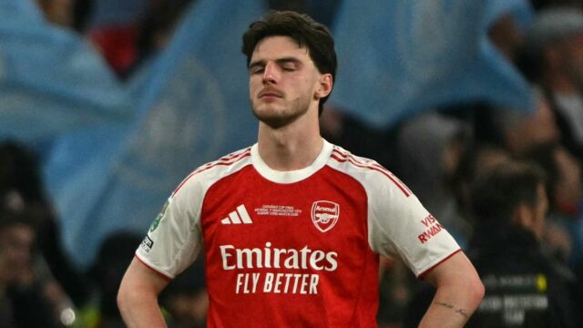 Správy z Arsenalu: Declan Rice prestupový hlavolam, keď Mikel Arteta Čakanie Mikela Artetu a Arsenalu na trofej sa vlečie