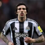 NEWCASTLE UPON TYNE, ANGLICKO - 10. marca: Sandro Tonali z Newcastle United počas zápasu 16. kola Ligy majstrov UEFA 2025/26 medzi Newcastle United FC a FC Barcelona v St James' Park 10. marca 2026 v Newcastle upon Tyne v Anglicku. (Foto: George Wood/Getty Images)