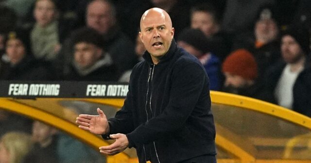 Arne Slot potrebuje toto leto vylepšiť široké možnosti Liverpoolu