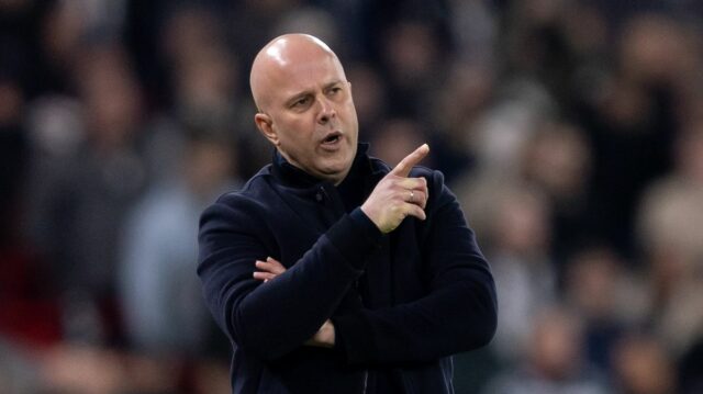 Správy z Liverpoolu: Prestupové rozhovory so Spurs by sa mohli Tréner Liverpoolu Arne Slot