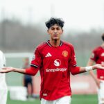 JJ Gabriel oslavuje za Man Utd U-18s