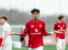Správy z Man Utd: JJ Gabriel robí opäť veľký dojem, keď prichádza verdikt Luisa Enriqueho JJ Gabriel oslavuje za Man Utd U-18s
