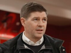 Steven Gerrard menuje klub, ktorý chce vyhrať Premier League, ak nie Liverpool | Futbal | Šport Steven Gerrard menuje klub, ktorý chce vyhrať Premier League, ak nie Liverpool | Futbal | Šport