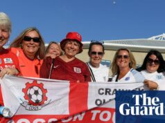 Stratená generácia futbalistiek: „Keď som vo veku 46 rokov dostala svoj výstroj, začala som plakať“ | Šport Stratená generácia futbalistiek: „Keď som vo veku 46 rokov dostala svoj výstroj, začala som plakať“ | Šport