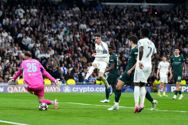 Stredopoliar Realu Madrid po ohromujúcom výkone proti Man City prekonal rekord Lionela Messiho
