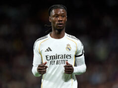 Stredopoliar Realu Madrid pod extrémnym tlakom ako hviezda akadémie postupuje vpred v šlágri Stredopoliar Realu Madrid pod extrémnym tlakom ako hviezda akadémie postupuje vpred v šlágri