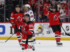 Súhrn NHL: Devils porazili Rangers za hetrikom Jacka Hughesa NHL: New York Rangers v New Jersey Devils