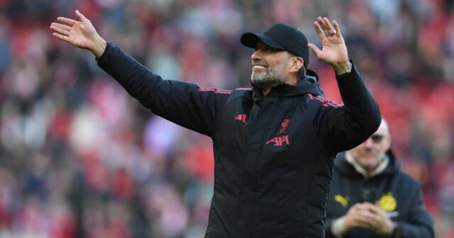 Súkromný rozhovor Jurgena Kloppa o návrate Liverpoolu, vďaka ktorému hráči Súkromný rozhovor Jurgena Kloppa o návrate Liverpoolu, vďaka ktorému hráči Reds stíchli | Futbal | Šport