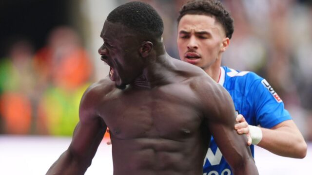 Sunderlandská derby dýka necháva šéfa Newcastlu v neudržateľnej pozícii Sunderlandská derby dýka necháva šéfa Newcastlu v neudržateľnej pozícii