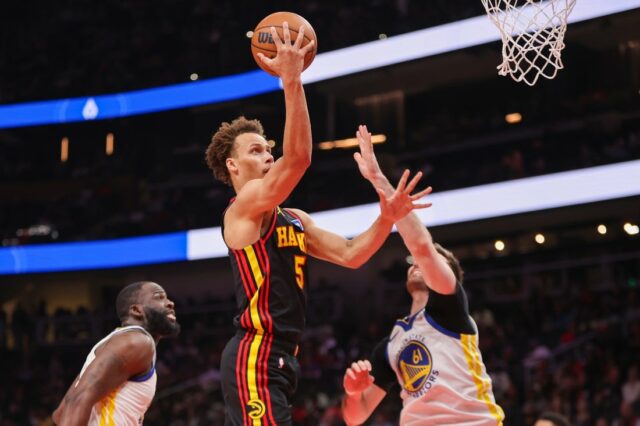 Surging Hawks sa snaží využiť výhody krátkych Grizzlies NBA: Golden State Warriors v Atlante Hawks
