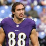 Tesný koniec Charlie Kolar sa údajne pripojil k Chargers na trojročnú zmluvu