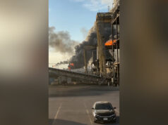 Texaská ropná rafinéria v plameňoch po výbuchu | Ropa a plyn Texaská ropná rafinéria v plameňoch po výbuchu | Ropa a plyn