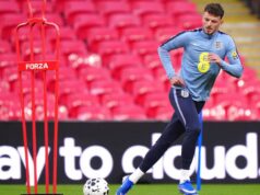 Thomas Tuchel núti Bena Whitea prosiť anglických fanúšikov, zatiaľ čo hviezda Arsenalu vracia Three Lions Ben White