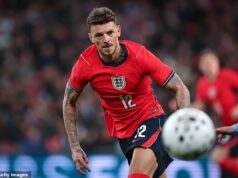 Thomas Tuchel posiela anglickým chlapcom prísny odkaz po tom, čo bývalý exulant Ben White nemilosrdne bojoval proti Uruguaju Ben White bol vypískaný skupinami anglických fanúšikov, keď sa minulý týždeň vracal proti Uruguaju