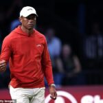 Tiger Woods sa v utorok večer vráti k súťažnému golfu na finále TGL