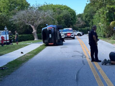 Tiger Woods zatknutý pre podozrenie z pod vplyvom alkoholu po tom, čo prevrátil auto | Golf Tiger Woods zatknutý pre podozrenie z pod vplyvom alkoholu po tom, čo prevrátil auto | Golf