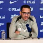 Tlačová konferencia Chelsea NAŽIVO: Liam Rosenior o urazenom Robertovi Sanchezovi, zranení Estevaa a nerozhodnom výsledku vo Wrexhame