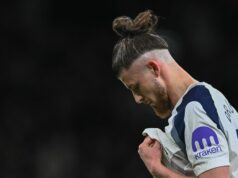 Tottenham po kontroverziách Arsenalu a Fulhamu a zúrivosti Igora Tudora podnikne kroky Radu Dragusin počas zápasu Tottenhamu Hotspur