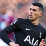 Pedro Porro počas Burnley vs Spurs