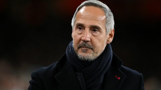 Športový riaditeľ Tottenhamu Johan Lange vpravo hore a generálny riaditeľ Vinai Venkatesham nižšie čelia obrovskému momentu svojho pôsobenia v klube Premier League.