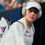 Trénerka Emmy Raducanu o problémoch Iga Swiateka pred rozchodom s Wimom Fissettem