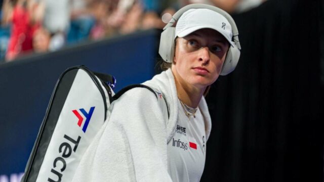 Trénerka Emmy Raducanu o problémoch Iga Swiateka pred rozchodom s Wimom Fissettem
