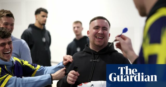 Tri levy a tri šípy: Littler učí anglický tím, ako Tri levy a tri šípy: Littler učí anglický tím, ako zasiahnuť cieľ | Anglicko