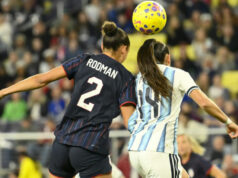 Trinity Rodman opúšťa zápas SheBelieves proti Argentíne po tvrdom faule Trinity Rodman opúšťa zápas SheBelieves proti Argentíne po tvrdom faule