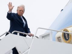 Trump sa vyhráža rozmiestnením ICE na letiskách počas odstavenia národnej bezpečnosti | Správy Donalda Trumpa Trump sa vyhráža rozmiestnením ICE na letiskách počas odstavenia národnej bezpečnosti | Správy Donalda Trumpa