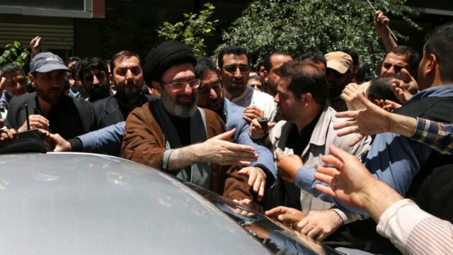 Trump tvrdí, že sa musí „zapojiť“ do výberu budúceho najvyššieho iránskeho vodcu | Správy Donalda Trumpa
