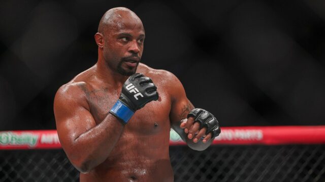 Tyrell Fortune vyhral prvý zápas UFC po tom, čo Bruce Tyrell Fortune vyhral prvý zápas UFC po tom, čo Bruce Buffer nesprávne prečítal skóre