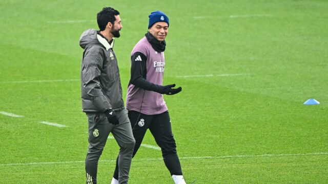 UCL 2025-26: Mbappe sa pravdepodobne vráti na výlet Realu Madrid v Lige majstrov do Manchestru, hovorí Arbeloa
