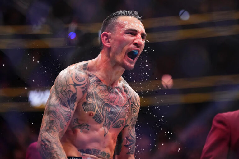 UFC 326: Max Holloway vs. Charles Oliveira 2 večierok pri sledovaní LIVE streamu