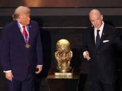 USA predstavujú pre hráčov na Majstrovstvách sveta vo futbale v roku 2026 „mrazivú hrozbu“, keďže došlo k ohrozeniu ľudských práv Vedľa Ceny mieru stoja Donald Trump a Gianni Infantino