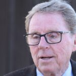 Harry Redknapp nebude môcť prijať uvoľnené miesto v Tottenhame Hotspur