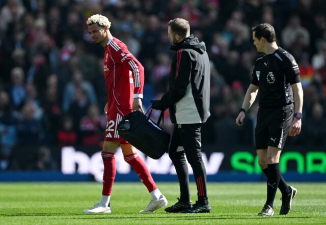 Upokojujúca správa pre Huga Ekitikeho, zraneného proti Brightonu Upokojujúca správa pre Huga Ekitikeho, zraneného proti Brightonu