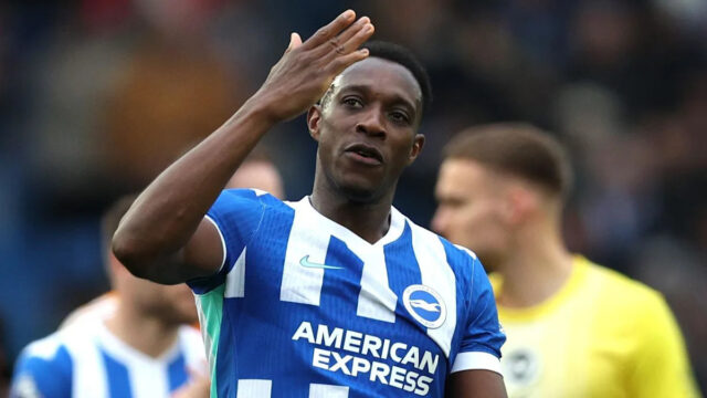Útočník Welbeck predĺžil kontrakt s Brightonom do roku 2027
