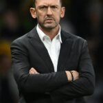 Tréner Socceroos Tony Popovic kritizoval rastúci počet vychádzajúcich hviezd, ktoré sa vrátili do národného tímu niekoľko mesiacov po majstrovstvách sveta.