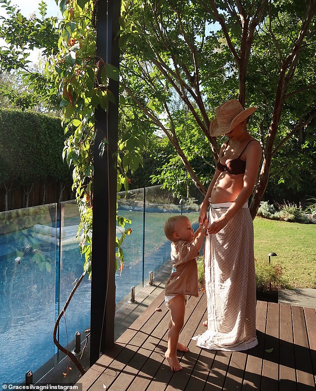 Veľká rodinná správa pre Silvánovcov po roku z pekla Jack Silvagni a manželka Grace v príspevku na sociálnych sieťach oznámili, že čakajú druhé dieťa