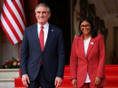 Venezuelský prezident počas návštevy člena vlády USA sľúbil reformu baníctva | Správy Donalda Trumpa Venezuelský prezident počas návštevy člena vlády USA sľúbil reformu baníctva | Správy Donalda Trumpa