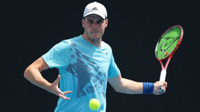 "Videl som, ako dron zasiahol americký konzulát" - Pattenov útek z Dubaja
