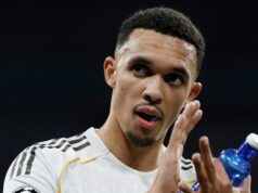 „Videl som kritiku Trenta Alexandra-Arnolda – bývalý muž z Liverpoolu si musí pamätať jednu vec.“ Anglický obranca Realu Madrid #12 Trent Alexander-Arnold je vystriedaný počas posledného 16. zápasu prvého zápasu Ligy majstrov UEFA medzi Realom Madrid CF a Manchestrom City na štadióne Santiaga Bernabeua v Madride 11. marca 2026.