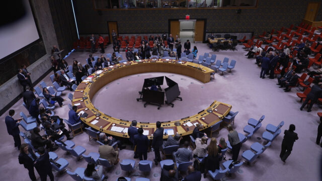 Video: Trumpova rada pre mier presadzuje v OSN plán na odzbrojenie Gazy | donald Trump
