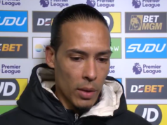 Virgil van Dijk sa rozzúril na spoluhráča z Liverpoolu vs Wolves, pretože premrhaná šanca na Ligu majstrov Virgil van Dijk