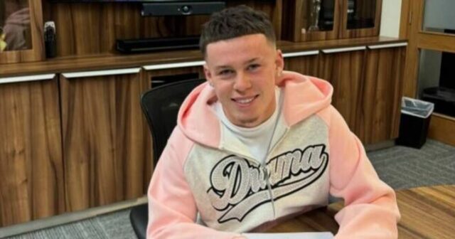 Vyhlásenie Kai Rooneyho, keď sa zázračné dieťa Male Utd drží v otcových krokoch|Futbal|Športová aktivita 
