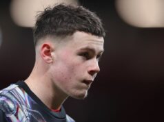 Vyhlásenie Kai Rooneyho z Man Utd, prejav podpory Wayna a Coleen a srdcervúca aktualizácia Kai Rooney z Manchestru United počas zápasu štvrtého kola FA Youth Cup medzi Manchestrom United a Derby County na Old Trafford 23. januára 2026 v Manchestri v Anglicku.