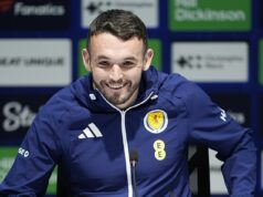 Vypískanie Tartanovej armády pre nás nebol problém, tvrdí John McGinn… koniec koncov, počuli sme aj oveľa horšie! John McGinn bol v typicky žoviálnej nálade pred priateľským zápasom Škótska proti Pobrežiu Slonoviny