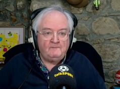 Vysielacia legenda Danny Kelly oznamuje diagnózu rakoviny vo vysielaní a odstupuje z role talkSPORT Moderátor talkSPORT Danny Kelly odhalil, že mu diagnostikovali rakovinu pažeráka